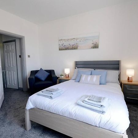 Renovated House Near Darlington Train Station.ヴィラ エクステリア 写真