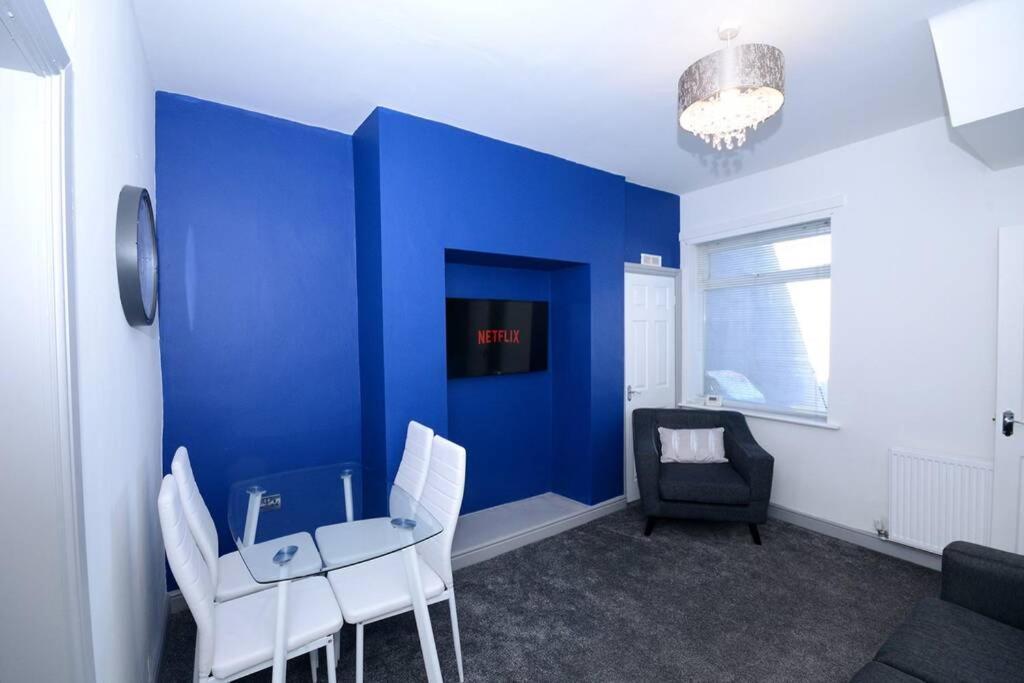 Renovated House Near Darlington Train Station.ヴィラ エクステリア 写真